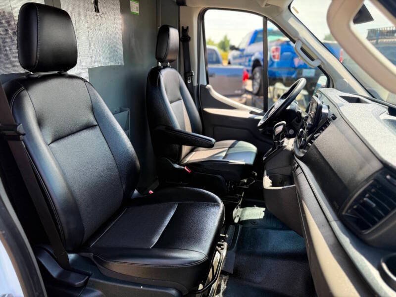 Used 2025 Ford Transit 350 XLT AWD/4WD image 12