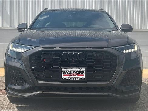 Used 2023 Audi RS Q8 AWD/4WD image 3