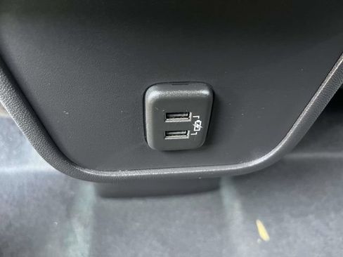 Certified 2024 Chevrolet Equinox RS AWD/4WD image 13