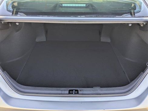 Certified 2020 Toyota Camry SE w/ Convenience Package FWD image 6