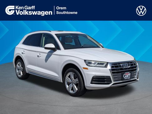 Used 2019 Audi Q5 2.0T Premium Plus w/ Premium Plus Package AWD/4WD image 1