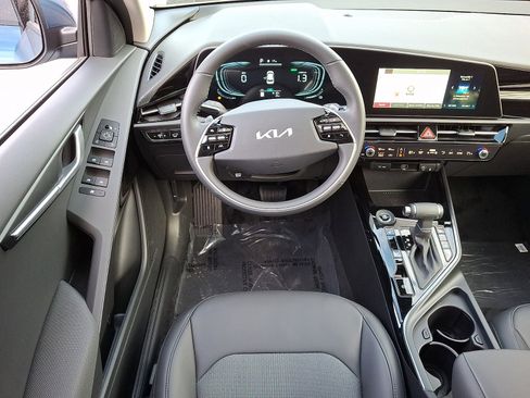 New 2026 Kia Niro EX image 12