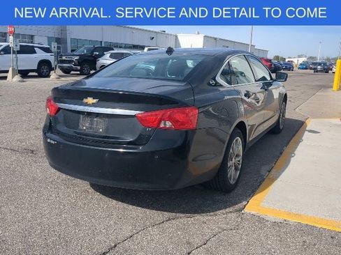 Used 2014 Chevrolet Impala LT w/ Convenience Package FWD image 8