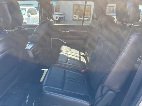 Certified 2024 Jeep Wagoneer L Series II RWD image 28