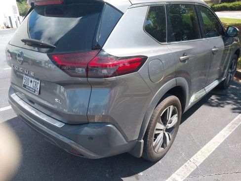 Used 2022 Nissan Rogue SL FWD image 3