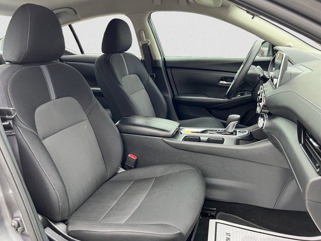 Used 2024 Nissan Sentra SV FWD image 15