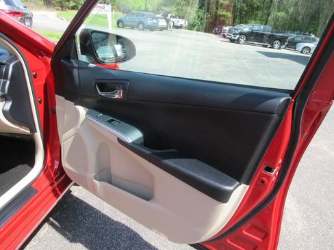 Used 2012 Toyota Camry LE image 15
