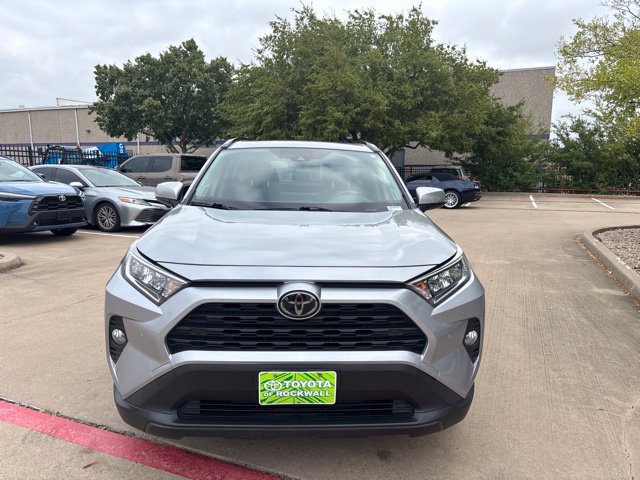 Used 2020 Toyota RAV4 XLE Premium FWD image 2