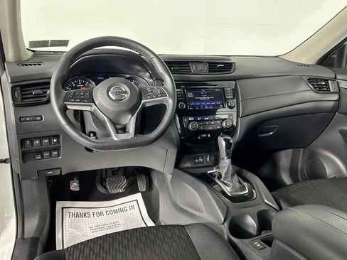 Used 2019 Nissan Rogue SV AWD/4WD image 16