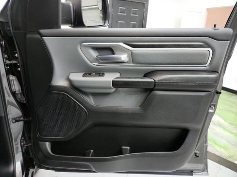 Used 2021 RAM 1500 Big Horn image 24