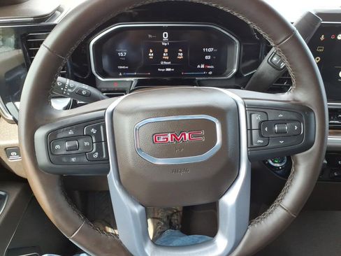 Used 2026 GMC Sierra 1500 SLT AWD/4WD image 25