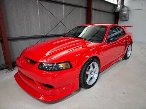 Used 2000 Ford Mustang Cobra image 2