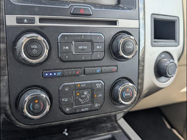 Used 2015 Ford Expedition Limited w/ Equipment Group 301A RWD image 17