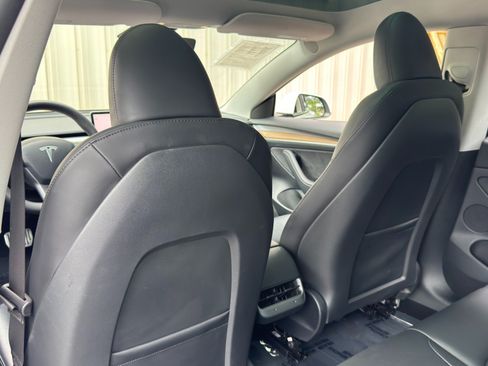 Used 2023 Tesla Model 3 Standard Range RWD image 37