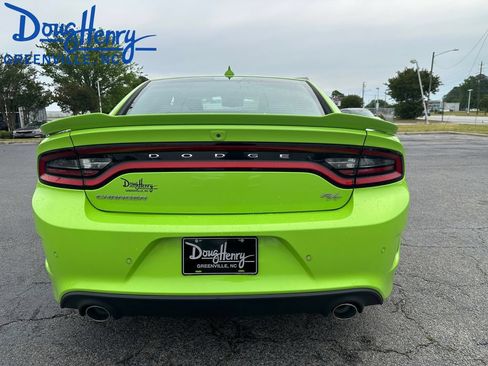 Used 2023 Dodge Charger R/T w/ Plus Group RWD image 5