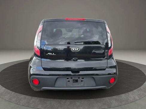 Used 2019 Kia Soul FWD image 6