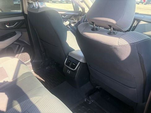 Used 2023 Subaru Outback Premium AWD/4WD image 45