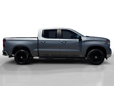 Used 2024 Chevrolet Silverado 1500 LT AWD/4WD image 6