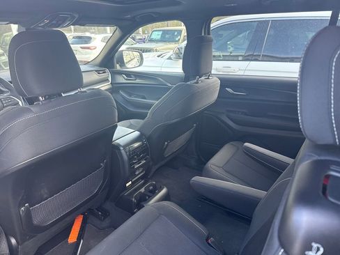 Used 2025 Jeep Grand Cherokee L Laredo w/ Luxury Tech Group I AWD/4WD image 32