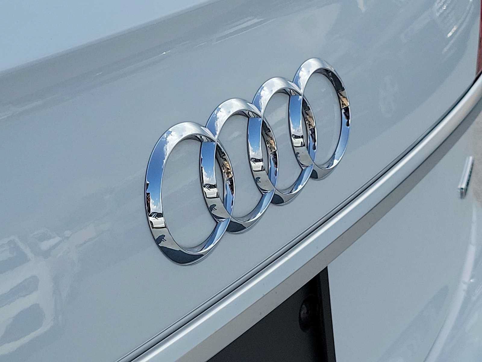 Certified 2023 Audi Q5 2.0T Premium Plus w/ Premium Plus Package AWD/4WD image 9