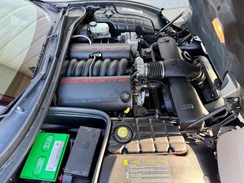 Used 2001 Chevrolet Corvette Convertible w/ Preferred Equipment Group2 image 11