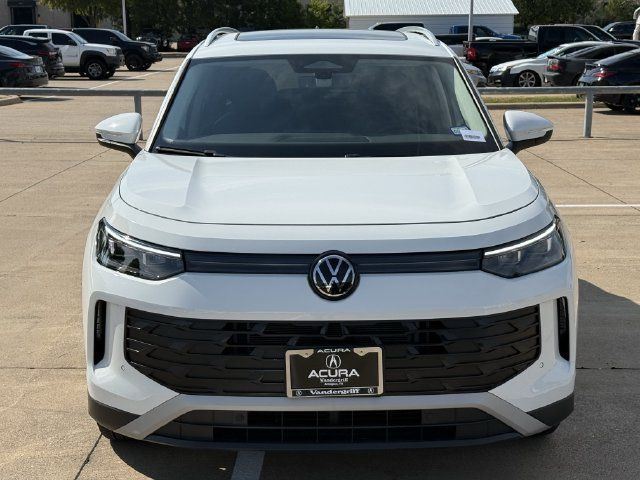 Used 2026 Volkswagen Tiguan SE FWD image 7