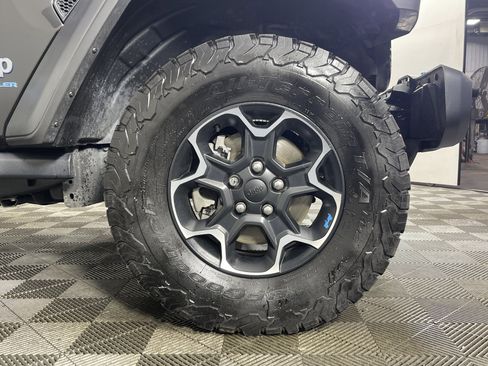 Used 2023 Jeep Wrangler Rubicon w/ Cold Weather Group image 7