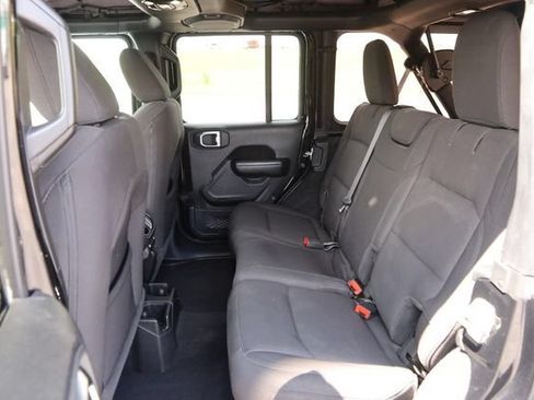 Used 2023 Jeep Wrangler Unlimited Sport AWD/4WD image 9