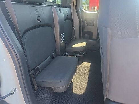 Used 2023 Nissan Frontier SV w/ SV Convenience Package AWD/4WD image 29