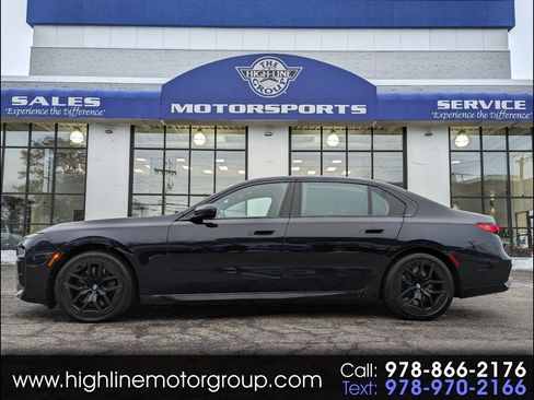 Used 2023 BMW 760i xDrive 760i xDrive Sedan image 1