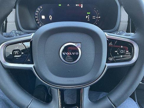 New 2026 Volvo XC90 T8 Plus w/ Protection Package Premier AWD/4WD image 21