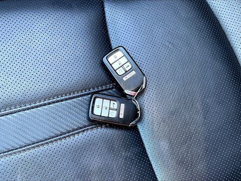 Used 2016 Honda Civic EX-L image 33