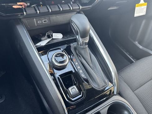 New 2026 GMC Canyon Elevation w/ Convenience Package image 20