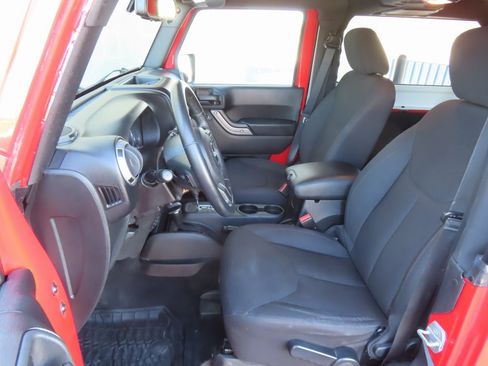 Used 2015 Jeep Wrangler Sport image 21