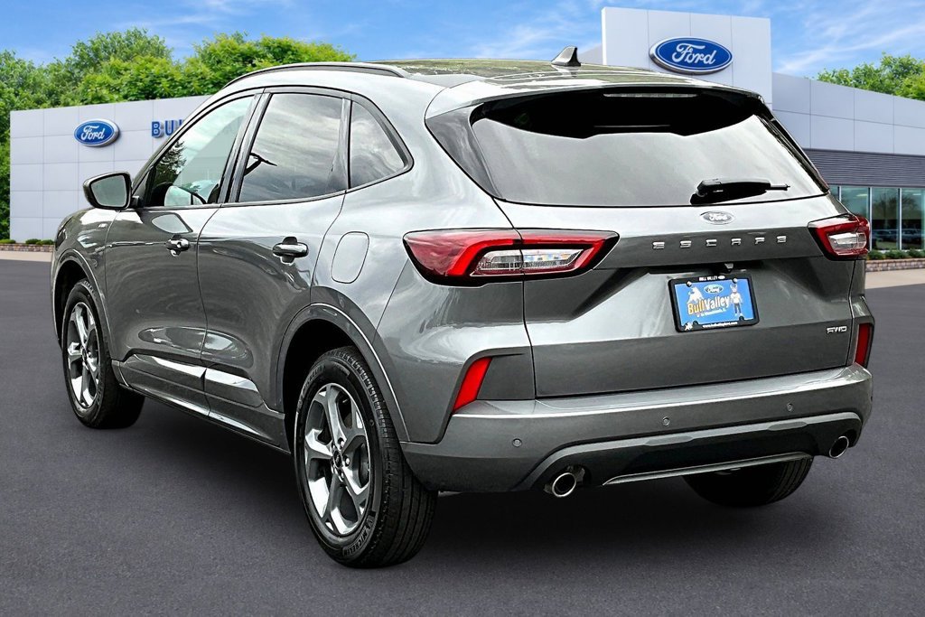 Certified 2024 Ford Escape ST-Line w/ Tech Pack #1 AWD/4WD image 4