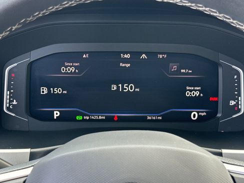 Used 2023 Volkswagen Atlas SE w/ Panoramic Sunroof Package image 25