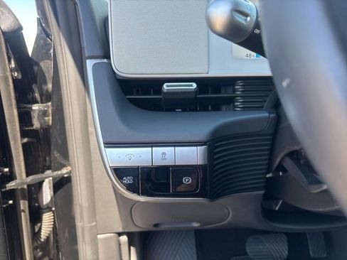 Used 2024 Hyundai Ioniq 5 SE RWD image 26