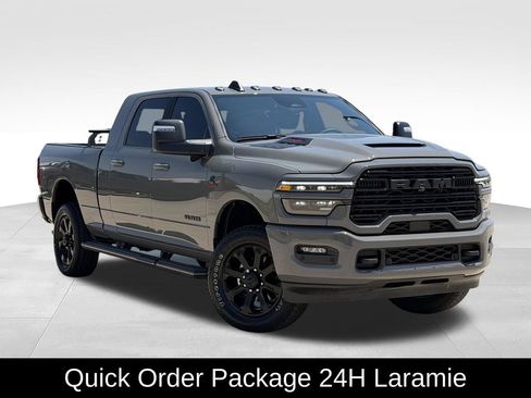 Used 2026 RAM 2500 Laramie w/ Night Edition AWD/4WD image 2