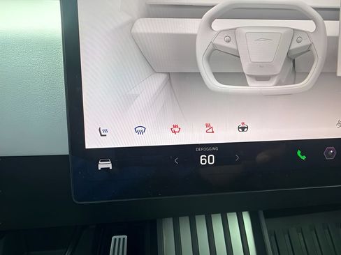 Used 2024 Tesla Cybertruck AWD Crew Cab image 23