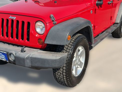 Used 2012 Jeep Wrangler Unlimited Sport AWD/4WD image 12