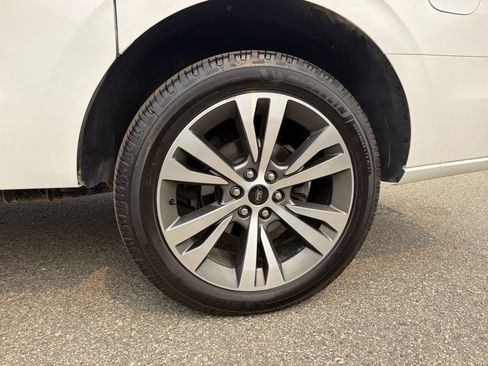 Used 2020 Ford Expedition Max Platinum AWD/4WD image 15