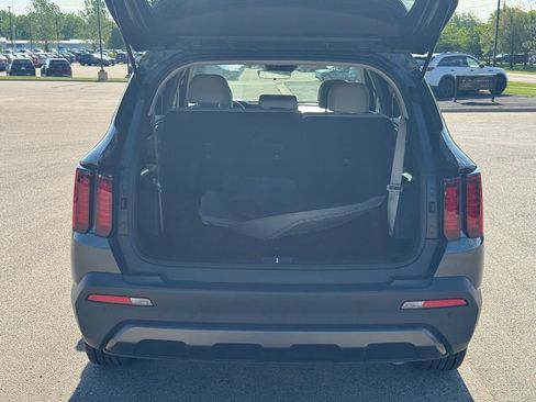 Used 2022 Kia Sorento S AWD/4WD image 31