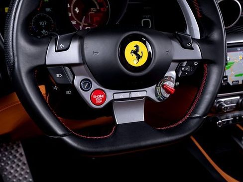 Used 2022 Ferrari Portofino M image 32