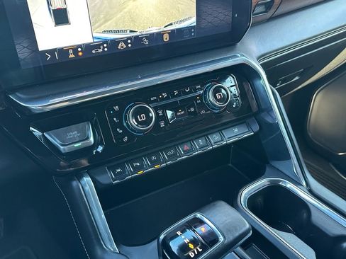 Used 2024 GMC Sierra 1500 Denali Ultimate image 22