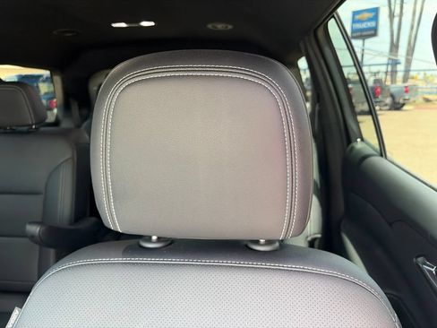 Used 2026 Chevrolet Traverse LT w/ Driver Confidence Package FWD image 20