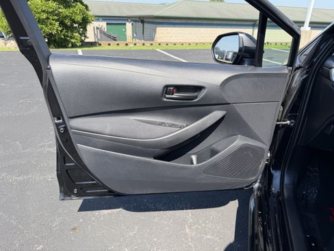 Used 2024 Toyota Corolla LE FWD image 20