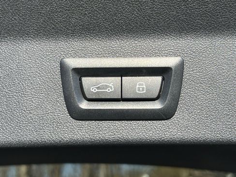 Used 2023 BMW X3 xDrive30i image 25