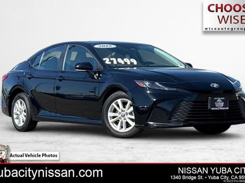 Used 2025 Toyota Camry LE FWD image 1
