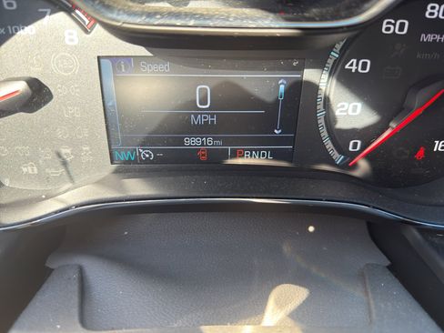 Used 2017 Chevrolet Cruze Premier image 3