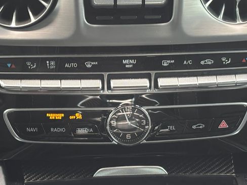 Used 2022 Mercedes-Benz G 550 w/ Exclusive Interior Package image 4